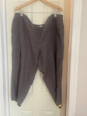 Eileen Fisher dark grey cropped linen pants